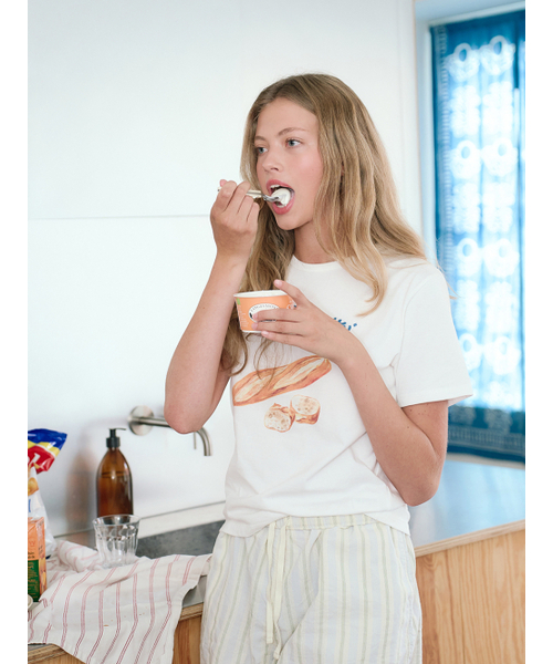 LANGNLU(ラングアンドルー)の「DEJEUNER Tシャツ(デジュネ)_アイボリー(Tシャツ/カットソー・レディース・アイボリー・FREE)」の4枚目の写真