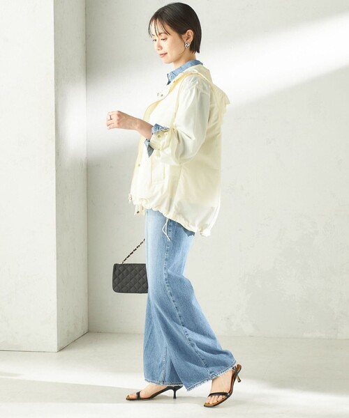 SHIPS（シップス）の「〈手洗い可能  / 撥水加工〉キルティング ベスト 付き マウンテン パーカー（マウンテンパーカー・レディース・オフホワイト/ブラック/ベージュ系・38/36）」の5枚目の写真