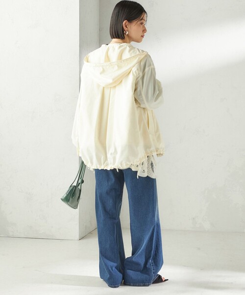 SHIPS（シップス）の「〈手洗い可能  / 撥水加工〉キルティング ベスト 付き マウンテン パーカー（マウンテンパーカー・レディース・オフホワイト/ブラック/ベージュ系・38/36）」の11枚目の写真