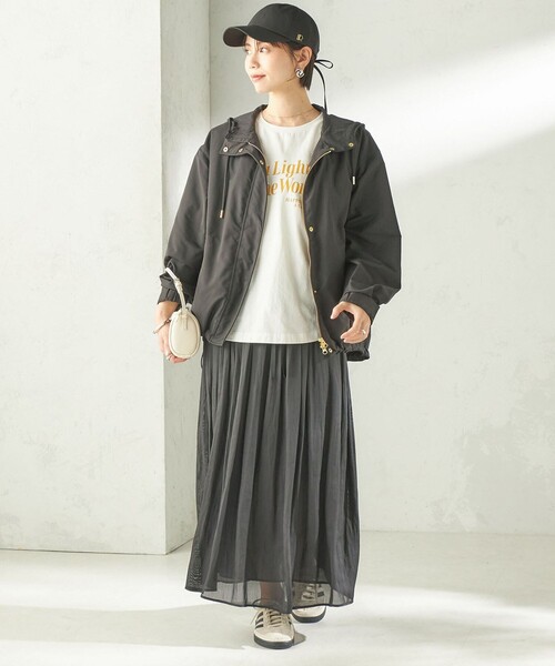 SHIPS（シップス）の「〈手洗い可能  / 撥水加工〉キルティング ベスト 付き マウンテン パーカー（マウンテンパーカー・レディース・オフホワイト/ブラック/ベージュ系・38/36）」の21枚目の写真