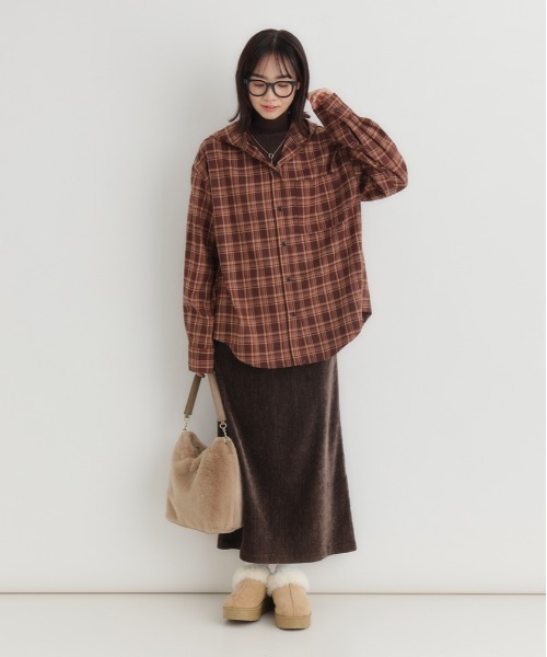 Right-on(ライトオン)の「HONEYSUCKLE ROSE(ハニーサックルローズ)【レディース】チェックビッグシャツ(シャツ/ブラウス・レディース・ブラウン/ブラック・L/M)」の6枚目の写真