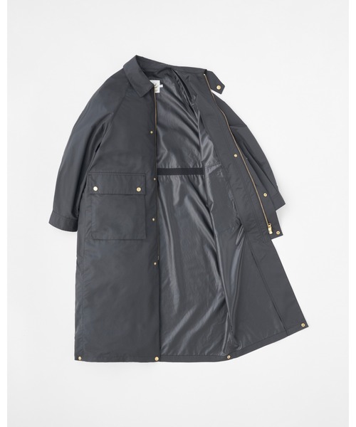 Traditional Weatherwear(トラディショナルウェザーウェア)の「ELTON LONG(ステンカラーコート・レディース・ブラック/ベージュ系・32)」の3枚目の写真