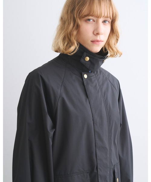 Traditional Weatherwear(トラディショナルウェザーウェア)の「ELTON LONG(ステンカラーコート・レディース・ブラック/ベージュ系・32)」の7枚目の写真