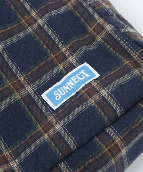 SUNNECT(ソネクト)の「Plaid Crossbody - Navy(メッセンジャーバッグ・レディース・その他・OS)」の3枚目の写真