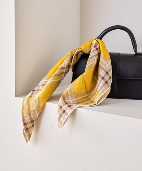 mysty woman（ミスティウーマン）の「コットンマルチスカーフ 622549（バンダナ/スカーフ・レディース・イエロー系その他/ホワイト系その他・FREE）」の13枚目の写真