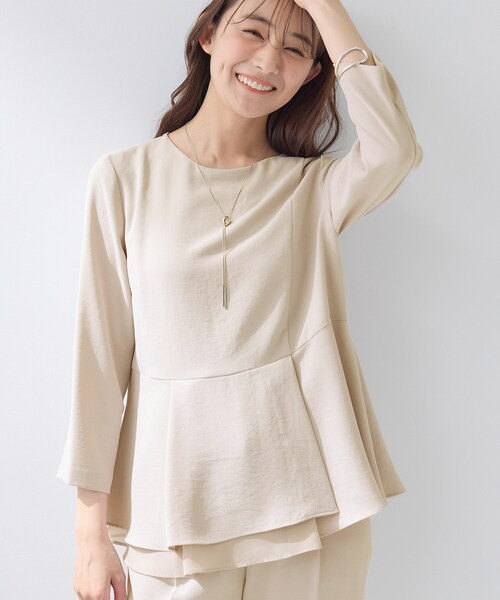 INDIVI（インディヴィ）の「【洗える／UVケア／SETUP可】着る日傘ペプラムブラウス（シャツ/ブラウス・レディース・ベージュ/ネイビー/サックスブルー/ブラック・38/40/15 /13/05/03/19）」の2枚目の写真