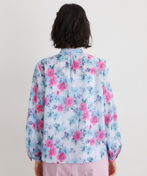 LAURA ASHLEY(ローラアシュレイ)の「【洗える/同柄アイテムあり】フリーサム ヘイズ柄 ボウタイブラウス(シャツ/ブラウス・レディース・ホワイト系3/ブルー系5・38/40)」の13枚目の写真