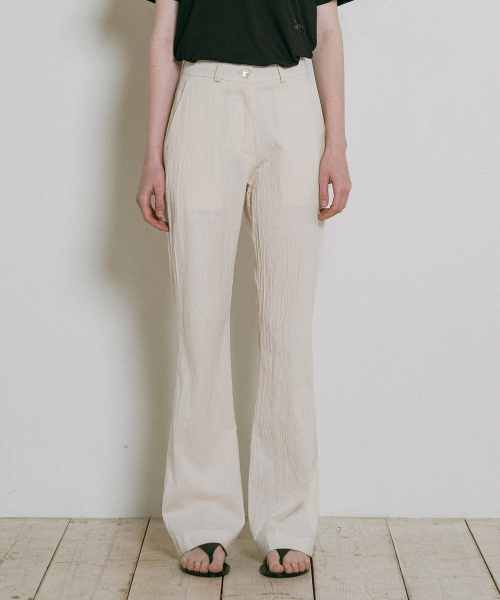 VANONE ATELIER(バノンアトリエ)の「P3249 スリムブーツカットパンツ_Cream(その他パンツ・レディース・その他・S/M)」の1枚目の写真