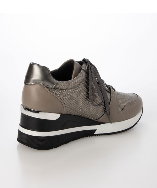 enchanted(エンチャンテッド)の「テクスチャーサイドジップウェッジスニーカー(スニーカー・レディース・ベージュ/ホワイト/グレイッシュベージュ/ブラック・LL/L/M/S)」の21枚目の写真