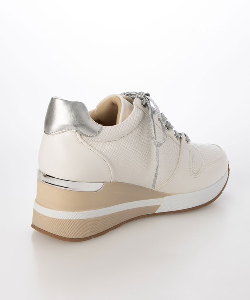 enchanted(エンチャンテッド)の「テクスチャーサイドジップウェッジスニーカー(スニーカー・レディース・ベージュ/ホワイト/グレイッシュベージュ/ブラック・LL/L/M/S)」の6枚目の写真