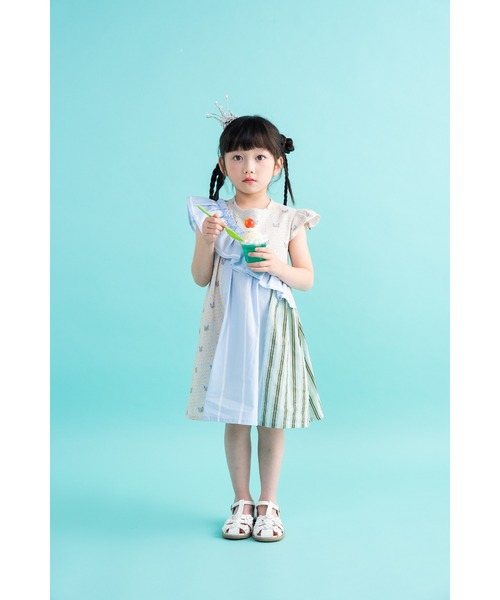 nino（ニノ）の「ななめショルダーフリル　ワンピース（ワンピース・キッズ・ブルー/ピンク・140cm/130cm）」の6枚目の写真