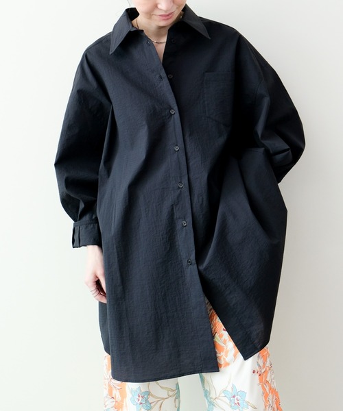 DOLLUPOOPS（ドールアップウップス）の「Oversized shirt(オーバーサイズシャツ)（シャツ/ブラウス・レディース・ストライプ/ブラック/オフホワイト/ブルー・FREE）」の3枚目の写真