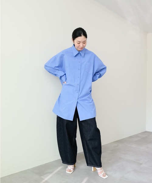 DOLLUPOOPS（ドールアップウップス）の「Oversized shirt(オーバーサイズシャツ)（シャツ/ブラウス・レディース・ストライプ/ブラック/オフホワイト/ブルー・FREE）」の6枚目の写真