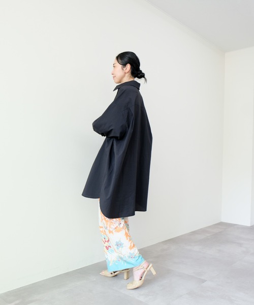 DOLLUPOOPS（ドールアップウップス）の「Oversized shirt(オーバーサイズシャツ)（シャツ/ブラウス・レディース・ストライプ/ブラック/オフホワイト/ブルー・FREE）」の14枚目の写真