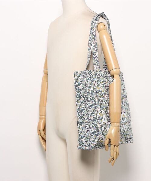 A.P.C.(アーペーセー)の「TOTE LOU RUE MADAME 2.0/トートバッグ(トートバッグ・レディース・マルチ・ONESIZE)」の5枚目の写真