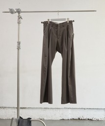 2TUCKED CURVED LEG TROUSERS