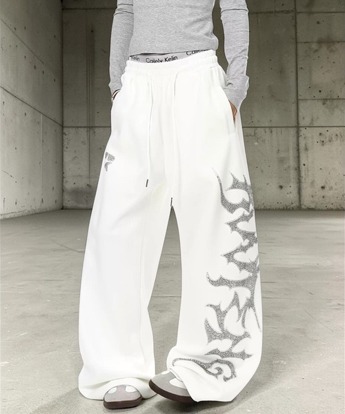 mushwear(マッシュウェア)の「グラフィックラインストーンスウェットパンツ(スウェットパンツ・メンズ・ホワイト/ブラック・LARGE/MEDIUM/SMALL/X-LARGE)」の6枚目の写真