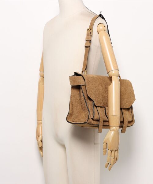 ALLSAINTS(オールセインツ)の「URSA SUEDE SATCHEL BAG | URSA スエード サッチェル バッグ(ショルダーバッグ・レディース・ブラウン系その他・ONE SIZE)」の11枚目の写真