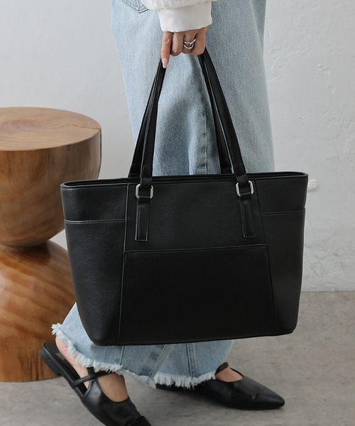 COLONY 2139（コロニートゥーワンスリーナイン）の「シュリンクA4トートバッグ（トートバッグ・レディース・ブラウン/ブラック・FREE）」の2枚目の写真