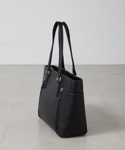 COLONY 2139（コロニートゥーワンスリーナイン）の「シュリンクA4トートバッグ（トートバッグ・レディース・ブラウン/ブラック・FREE）」の18枚目の写真