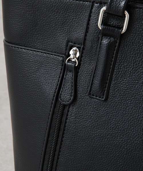 COLONY 2139（コロニートゥーワンスリーナイン）の「シュリンクA4トートバッグ（トートバッグ・レディース・ブラウン/ブラック・FREE）」の22枚目の写真