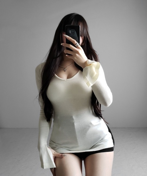me+em select(ミームセレクト)の「※※【 3color 】Vネックスーパーフィットスリムシアーニット / V-neck super-fit slim sheer knit(ニット/セーター・レディース・アイボリー/ブラック/グレー・FREE)」の14枚目の写真