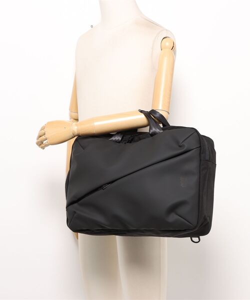 Manhattan Portage BLACK LABEL(マンハッタンポーテージ ブラックレーベル)の「LAGUARDIA BRIEFCASE VEG LEATHER(ビジネスバッグ・メンズ・ブラック・MEDIUM)」の19枚目の写真