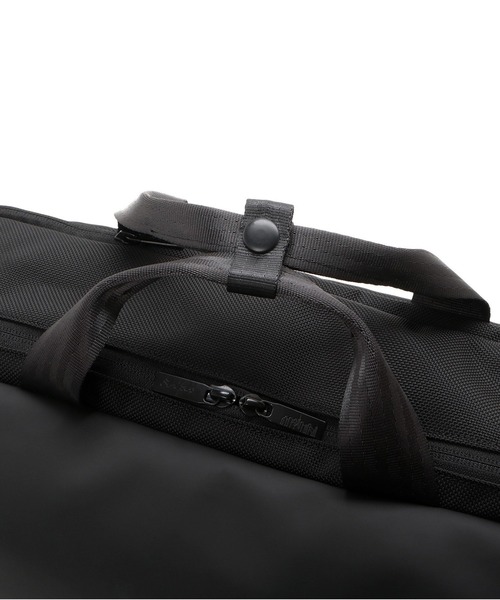 Manhattan Portage BLACK LABEL(マンハッタンポーテージ ブラックレーベル)の「LAGUARDIA BRIEFCASE VEG LEATHER(ビジネスバッグ・メンズ・ブラック・MEDIUM)」の12枚目の写真