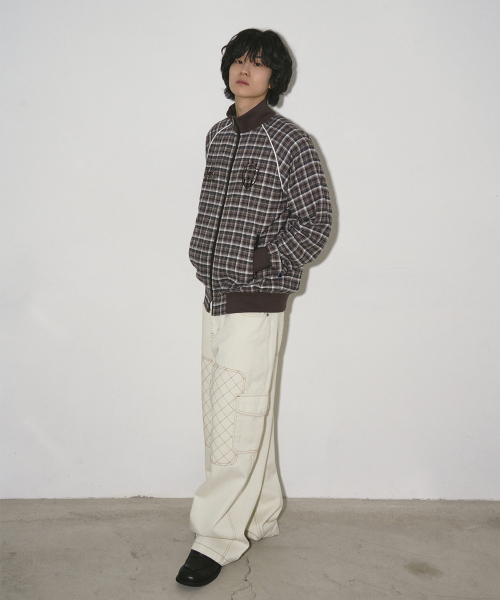 TRAVEL(トラベル)の「チェックパイピングトラックジャケットブラウン(ナイロンジャケット・レディース・その他・SMALL/MEDIUM/LARGE)」の6枚目の写真