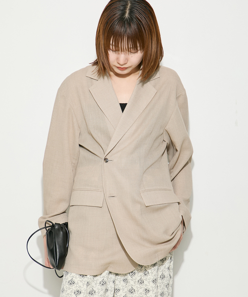 journal standard L'essage（ジャーナルスタンダードレサージュ）の「2WAYイージージャケット（テーラードジャケット・レディース・ベージュ/ブラック・FREE）」の10枚目の写真