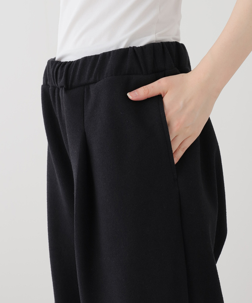 JOURNAL STANDARD LUXE（ジャーナルスタンダード　ラックス）の「ブークレーストレートパンツ（その他パンツ・レディース・ベージュ/ブラック・FREE）」の14枚目の写真