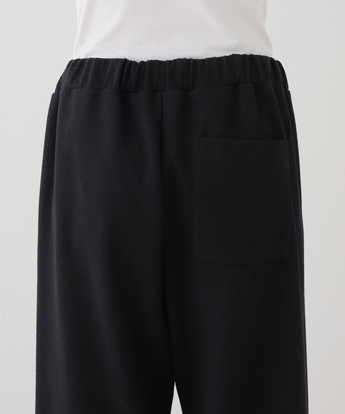 JOURNAL STANDARD LUXE（ジャーナルスタンダード　ラックス）の「ブークレーストレートパンツ（その他パンツ・レディース・ベージュ/ブラック・FREE）」の15枚目の写真