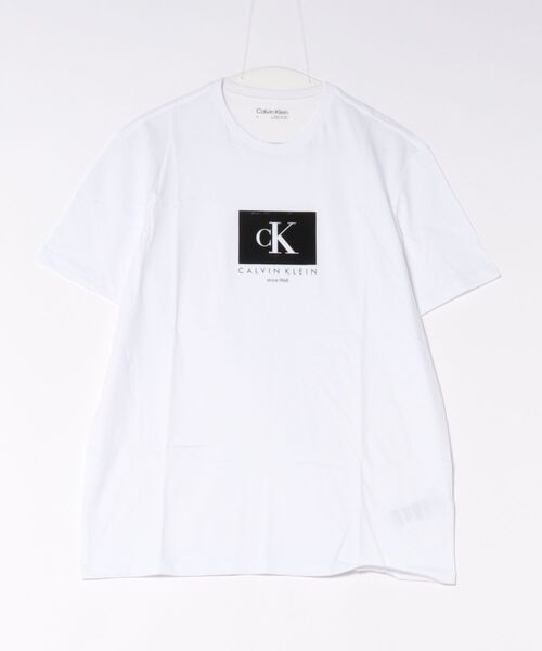Calvin Klein(カルバン・クライン)の「【CALVIN KLEIN】ロゴTシャツ 半袖 シンプル クルーネック(Tシャツ/カットソー・メンズ・ブラック/ホワイト・LARGE/MEDIUM/X-LARGE)」の1枚目の写真