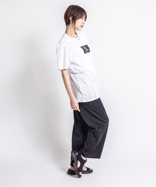 Calvin Klein(カルバン・クライン)の「【CALVIN KLEIN】ロゴTシャツ 半袖 シンプル クルーネック(Tシャツ/カットソー・メンズ・ブラック/ホワイト・LARGE/MEDIUM/X-LARGE)」の11枚目の写真