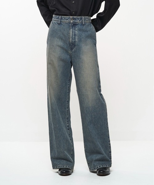 Juha(ユハ)の「FORMED WIDE DENIM(FADED WASH)(デニムパンツ・メンズ・ブルー/ブラック・4/3/2)」の5枚目の写真