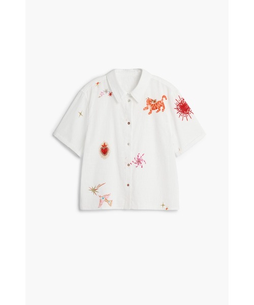 Desigual(デシグアル)の「マルチ刺繍ホワイトオープンカラーシャツ(シャツ/ブラウス・レディース・ホワイト・XL/M/S/L/XS)」の3枚目の写真