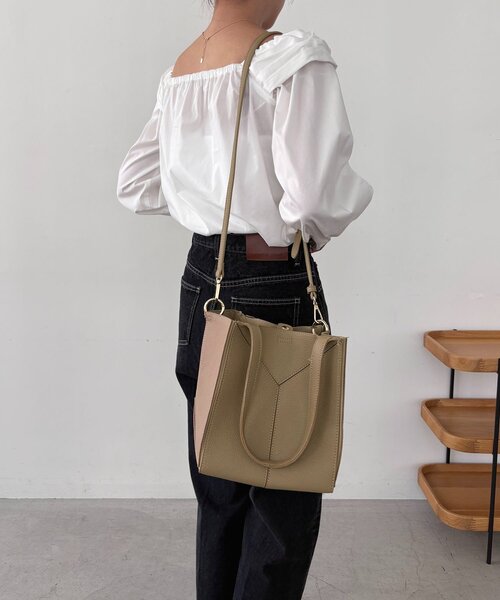 CAPRICIEUX LE'MAGE(カプリシューレマージュ)の「【S/Lサイズ展開あり】ブロッキングバッグ L(ショルダーバッグ・レディース・ブラック/ベージュ・FREE)」の17枚目の写真