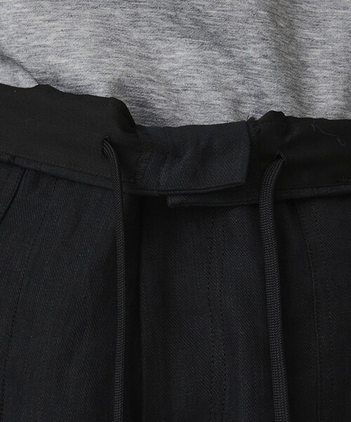 UNITED TOKYO（ユナイテッドトウキョウ）の「【数量限定】HEMP SUEDE ファティーグパラシュートPT　｜ＳＥＴＵＰ可能（その他パンツ・メンズ・ダークグレー/ブラック・1/2）」の14枚目の写真