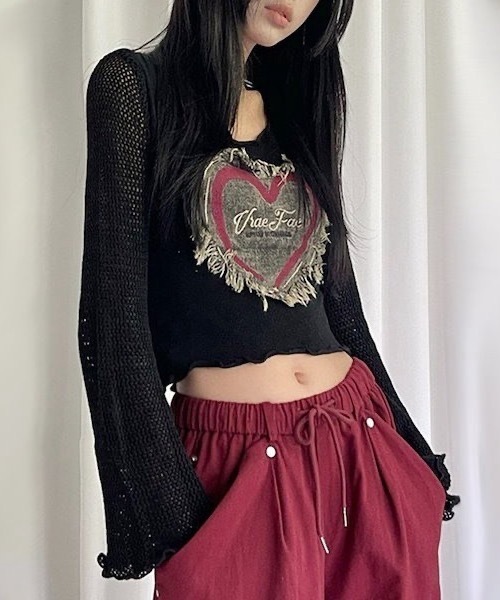 Alvia(アルビア)の「パッチワークデザインフレア袖サマーニット(ニット/セーター・レディース・レッド/ブラック/グレー・M)」の2枚目の写真