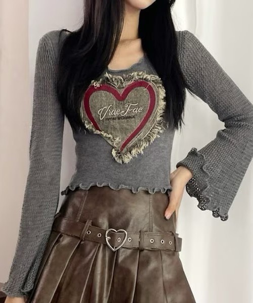 Alvia(アルビア)の「パッチワークデザインフレア袖サマーニット(ニット/セーター・レディース・レッド/ブラック/グレー・M)」の9枚目の写真
