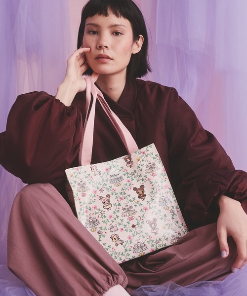Cath Kidston（キャスキッドソン）の「tokidoki ミディアム ブックバッグ Tokidoki Paper Dresses（トートバッグ・レディース・アイボリー・FREE）」の12枚目の写真