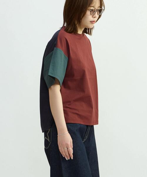 CONVERSE TOKYO（コンバーストウキョウ）の「COLOR SWITCHING TEE（Tシャツ/カットソー・レディース・ホワイト/ボルドー・FREE）」の18枚目の写真