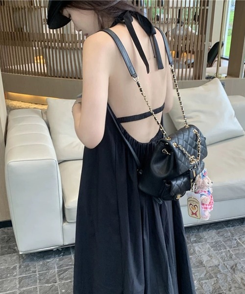 shopnikoniko(ショップニコニコ)の「ワンピース 夏 ロング丈 バックオープン ホルターネック ロングワンピース(ワンピース・レディース・ホワイト/ブラック・フリー)」の8枚目の写真