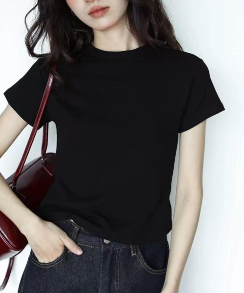 GEMEDA(ジェメダ)の「クルーネック コンパクトTシャツ(Tシャツ/カットソー・レディース・ブラック/ホワイト・M)」の1枚目の写真