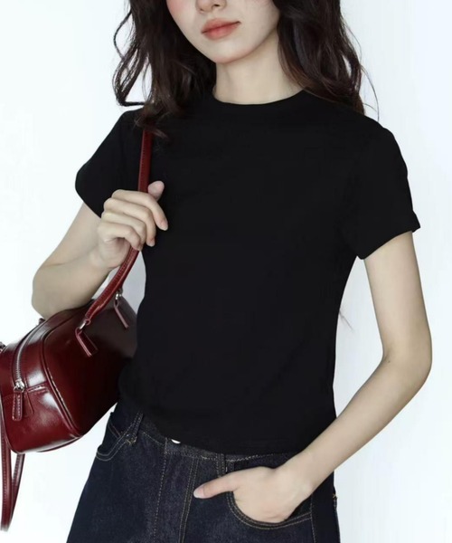 GEMEDA(ジェメダ)の「クルーネック コンパクトTシャツ(Tシャツ/カットソー・レディース・ブラック/ホワイト・M)」の10枚目の写真