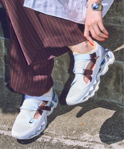 Spick & Span（スピックアンドスパン）の「《追加》MIZUNO / ミズノ 別注S*S SMU WAVE PROPHECY STRAP（スニーカー・レディース・アイボリー・25.5cm/25cm/24.5cm/24cm/23.5cm/23cm）」の10枚目の写真