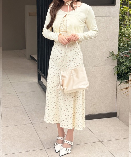 frunco(フランコ)の「小花柄ロングキャミワンピース×カーディガンセット(ワンピース・レディース・アイボリー/ブラック/ネイビー・FREE)」の18枚目の写真