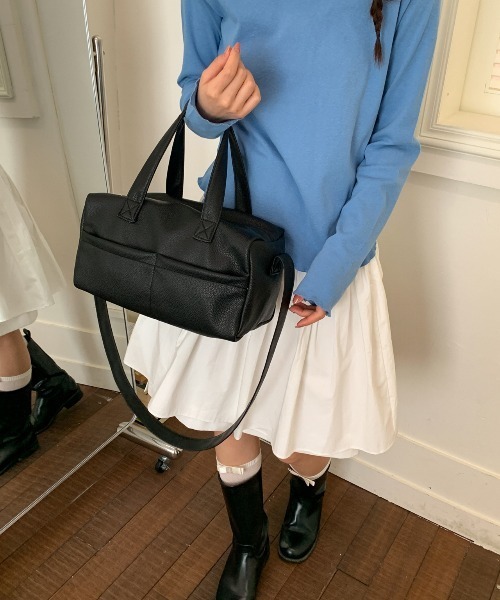 FREE STYLISTS(フリー スタイリスト)の「Y2K 多ポケット 横型 ショルダーバッグ 大容量 多機能 大容量バッグ 通勤用(ショルダーバッグ・レディース・ホワイト/ブラック/ワイン・FREE)」の13枚目の写真