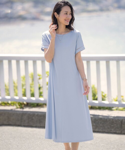 J.PRESS(ジェイプレス)の「コットンスムース ワンピース(ワンピース・レディース・ブラウン系/サックスブルー系/ライトグレー系/ネイビー系・11/9)」の4枚目の写真