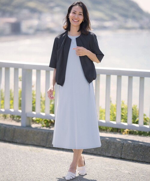 J.PRESS(ジェイプレス)の「コットンスムース ワンピース(ワンピース・レディース・ブラウン系/サックスブルー系/ライトグレー系/ネイビー系・11/9)」の21枚目の写真